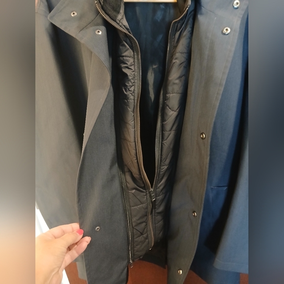 Michael Kors Men's Rain Jacket - Picture 3 of 7